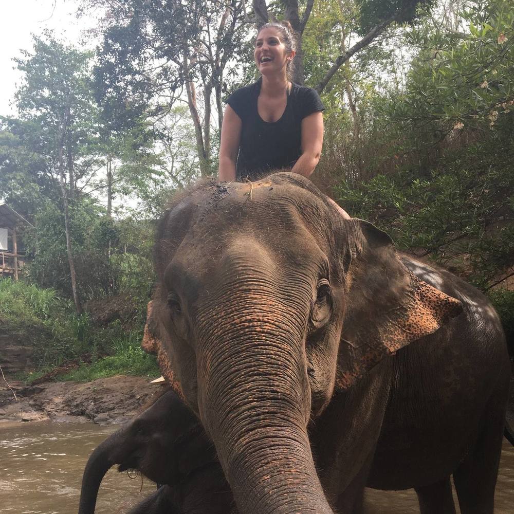 Meet your Posher, Natalie